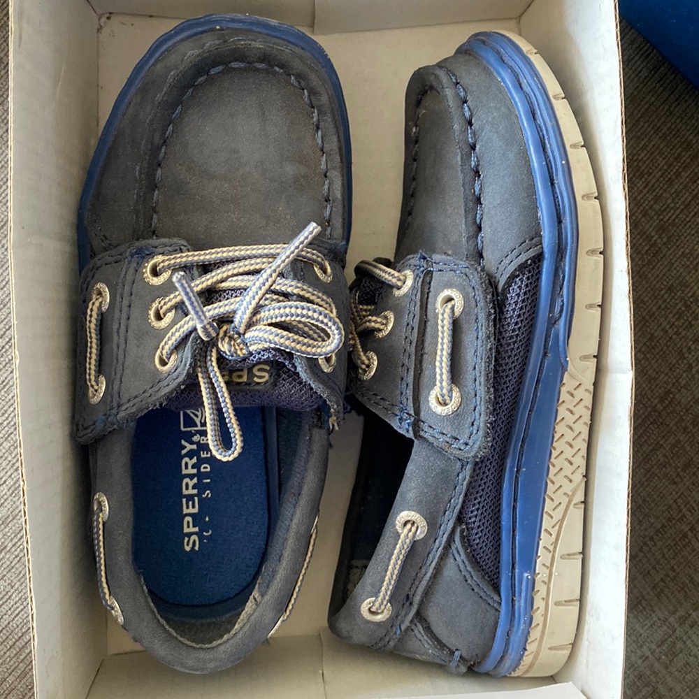 Size 8.5 Toddler Boy Navy Sperrys